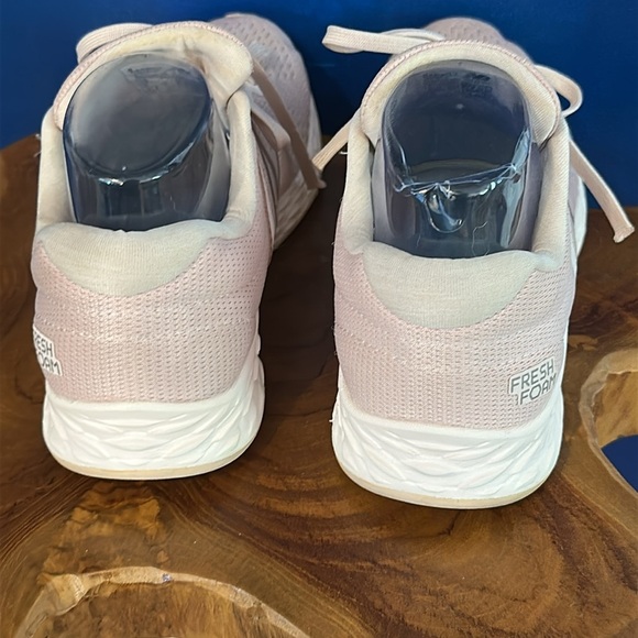 Women’s New Balance Arishi V2 Fresh Foam Running Shoes WARISCL2 Pink Size 10 - Picture 4 of 9